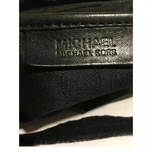 Michael kors black leather hobo handbag - Picture 4 of 11